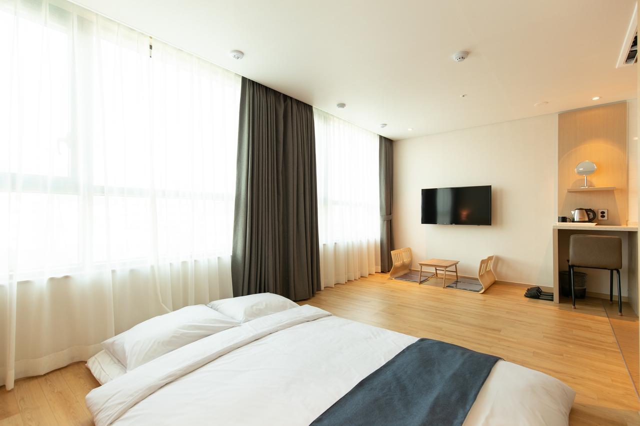 Hotel Winstory Seogwipo Esterno foto