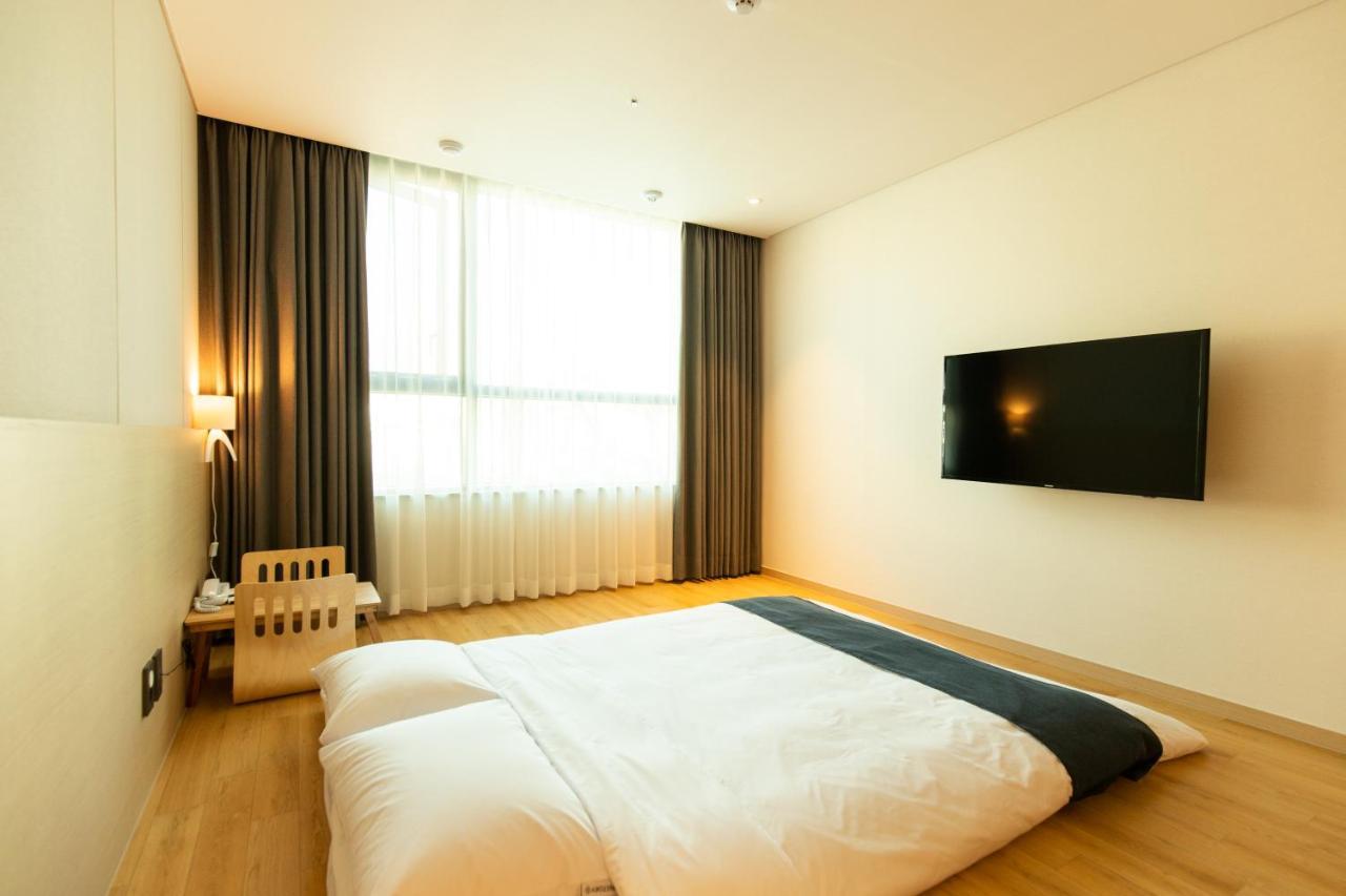 Hotel Winstory Seogwipo Esterno foto