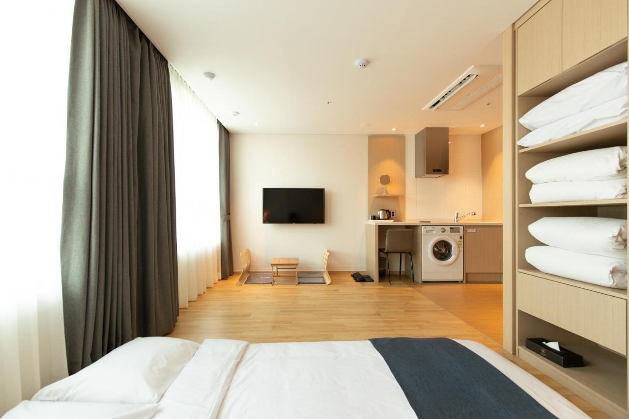 Hotel Winstory Seogwipo Esterno foto