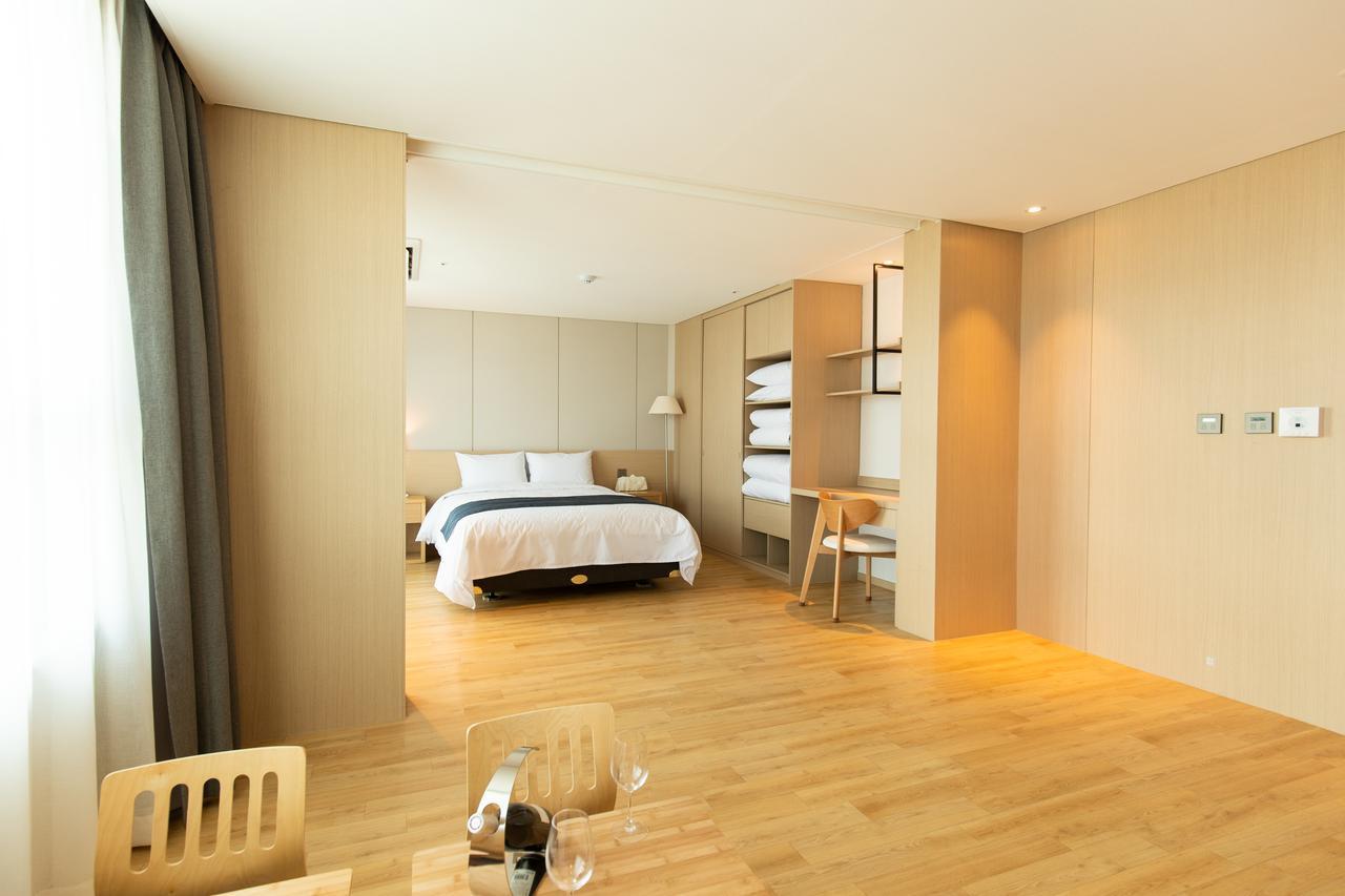 Hotel Winstory Seogwipo Esterno foto